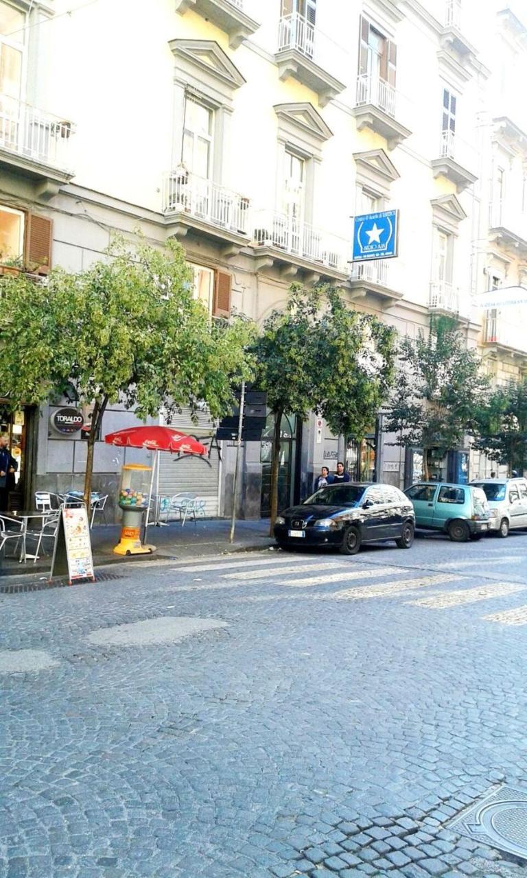 Case Vacanze " Il Duomo" Napoli Экстерьер фото