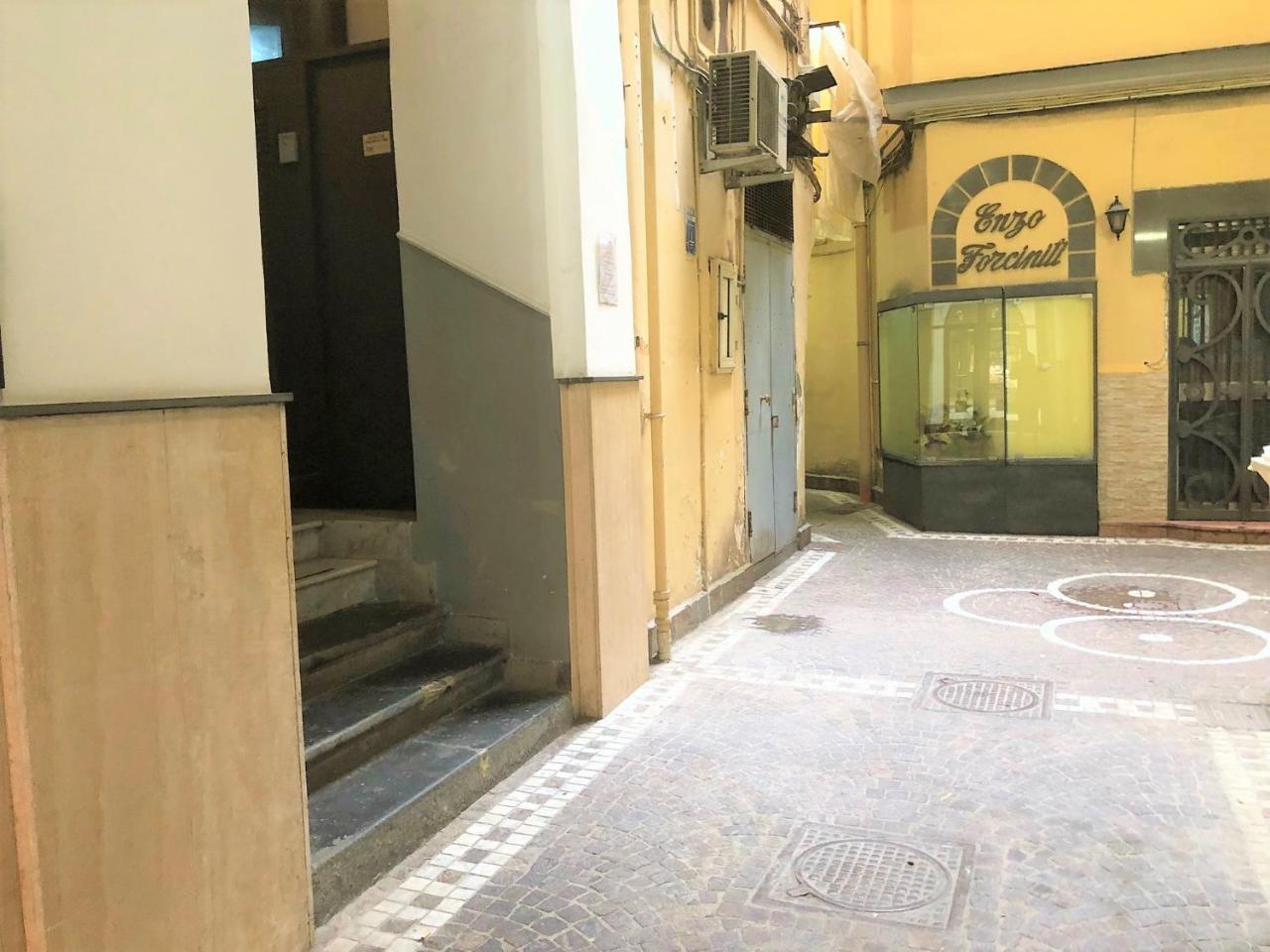 Case Vacanze " Il Duomo" Napoli Экстерьер фото