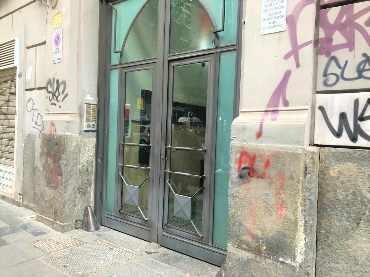 Case Vacanze " Il Duomo" Napoli Экстерьер фото